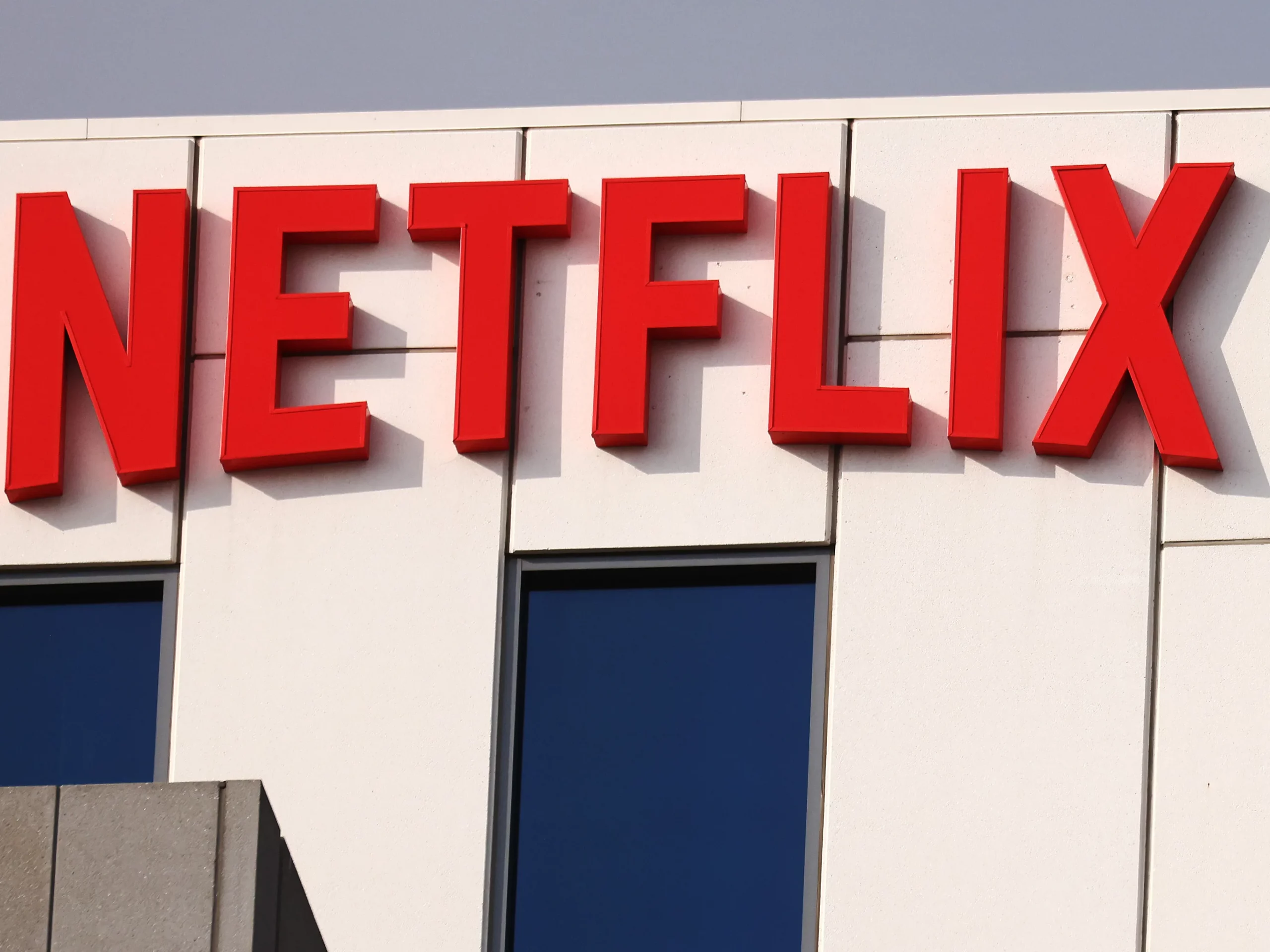 Netflix: Τα συμπαγή αποτελέσματα τριμήνου δεν αποτυπώνονται ακόμα στη μεσοπρόθεσμη τάση της μετοχής