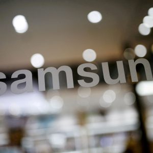 Η Samsung μπαίνει στη μάχη των έξυπνων γυαλιών