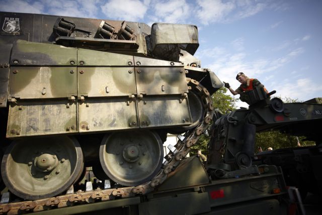Ολλανδία: Κατακόρυφη αύξηση των στρατιωτικών δαπανών λόγω του πολέμου στην Ουκρανία
