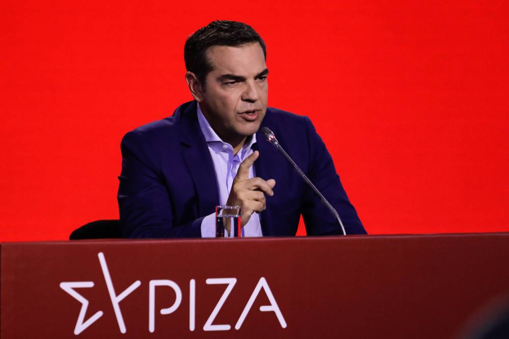 Τσίπρας σε συνταξιούχους: «Δέσμευσή μας τα αναδρομικά και η επαναφορά της 13ης σύνταξης»