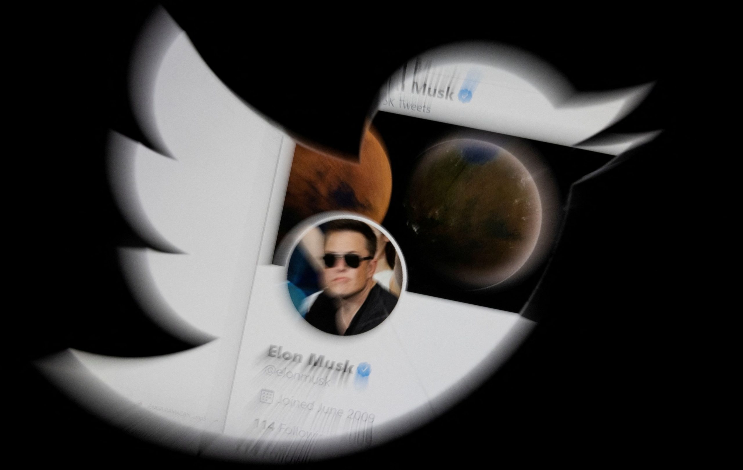 Ίλον Μασκ: Σε αναζήτηση CEO για το Twitter