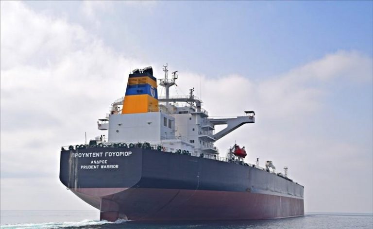 Iran agrees to let two Greek tankers go