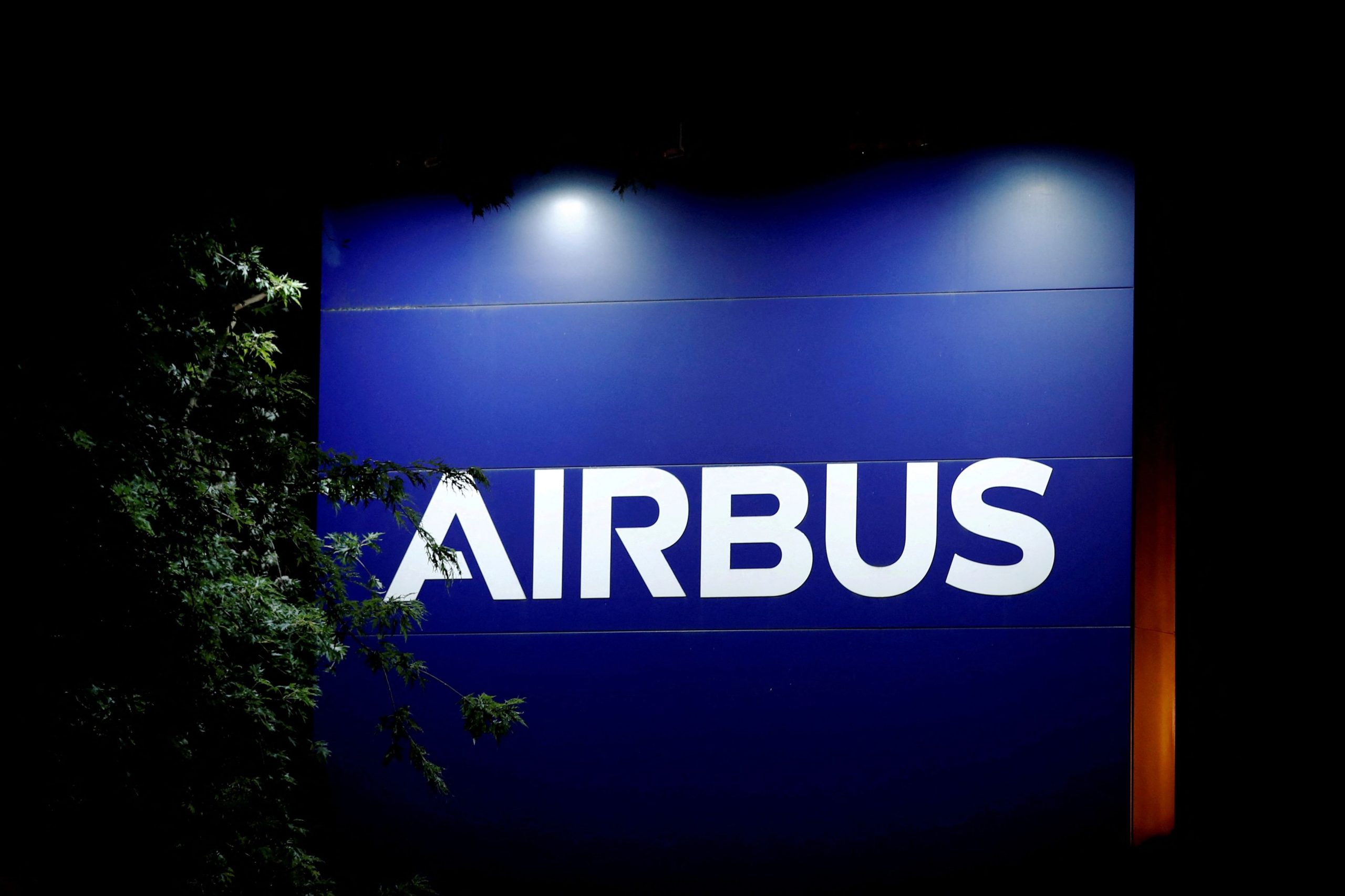 Κίνα: «Αναθερμαίνει» deals αξίας 17 δισ. δολ. με Airbus κατά την επίσκεψη Σολτς