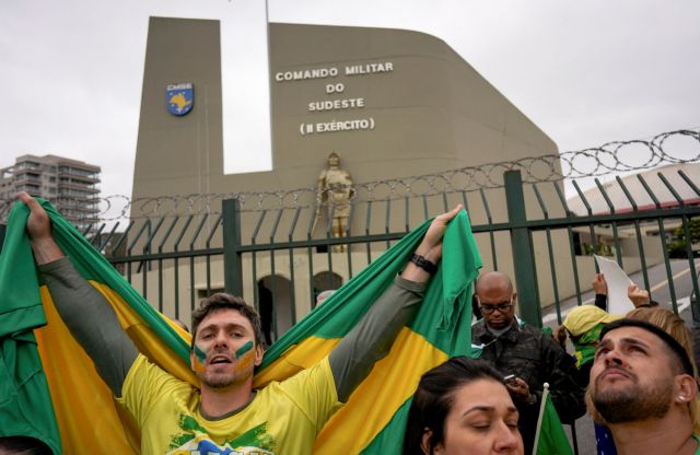 Βραζιλία: «Δεν θα επέμβουμε», ξεκαθαρίζει ο στρατός στους οπαδούς του Μπολσονάρου