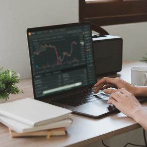 Κυβερνοασφάλεια: Πλέον, οι απάτες χτυπούν την πόρτα όλων