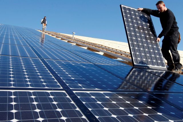 Σκρέκας: Τέλη Μαρτίου αναμένονται τα προγράμματα για ηλιακούς, φωτοβολταϊκά