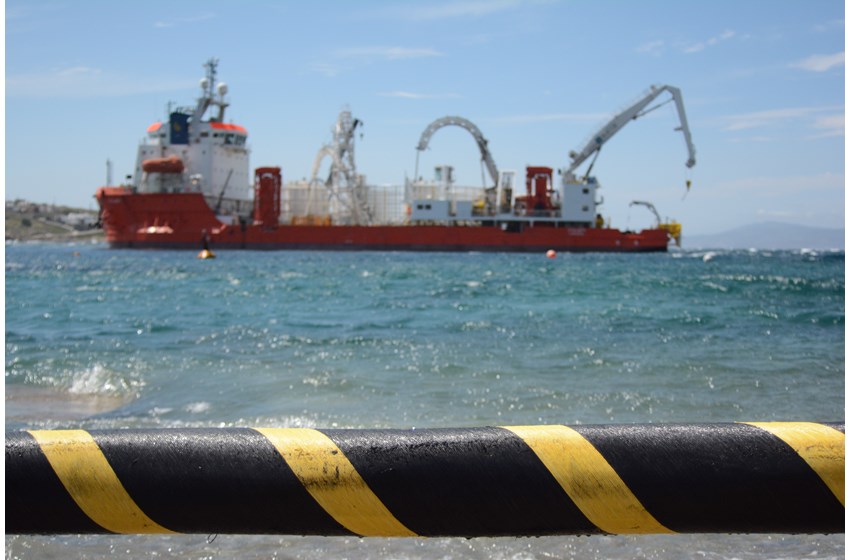 Hellenic Cables: Ανέλαβε τις υποβρύχιες ηλεκτρικές διασυνδέσεις Λαύριο-Σέριφος και Σέριφος-Μήλος