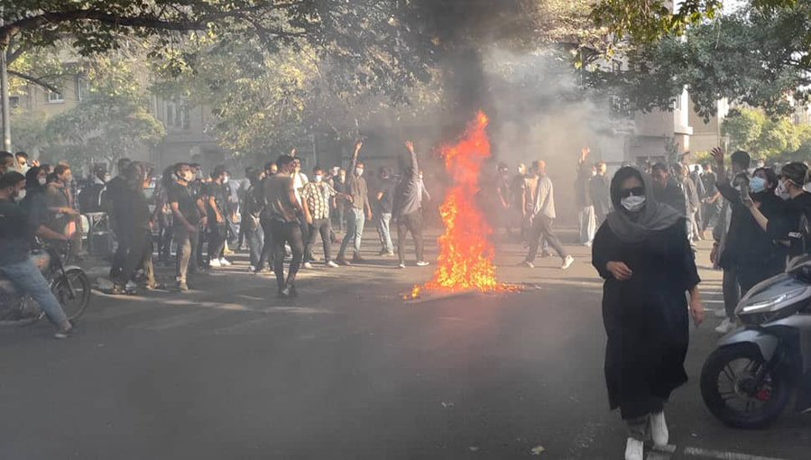 Ιράν: Νέες διαδηλώσεις σε όλη τη χώρα για τη «Ματωμένη Παρασκευή»