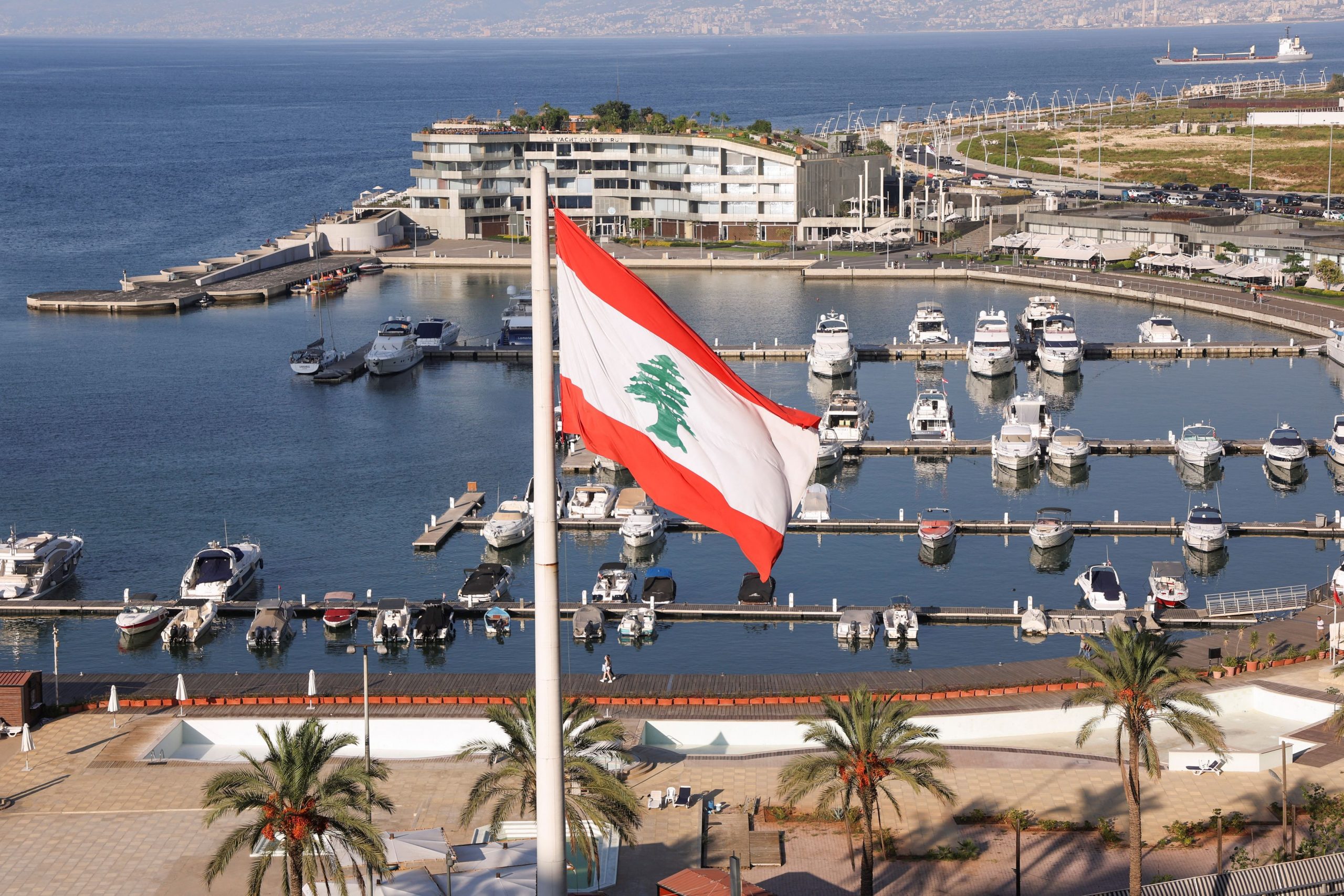 Λίβανος: Πιο ακριβή η ηλεκτρική ενέργεια για πρώτη φορά από τη δεκαετία του 1990