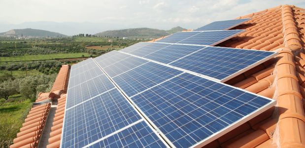 ΔΕΗ Ανανεώσιμες: Συμφωνία με την Mytilineos για φωτοβολταϊκά 210MW στη Ρουμανία