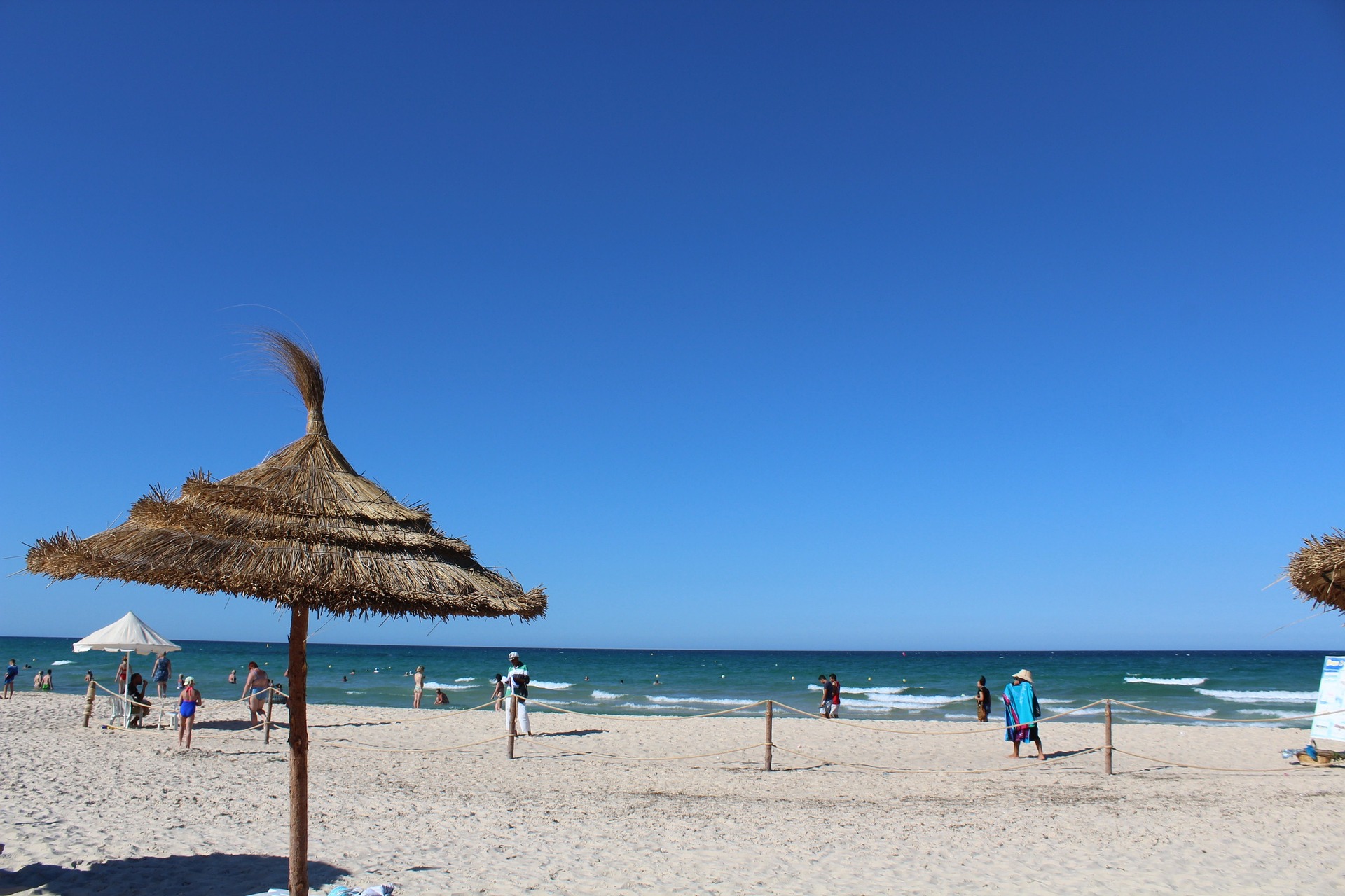 Τυνησία: Η πολιτεία δίνει μάχη με τη διάβρωση των ακτών