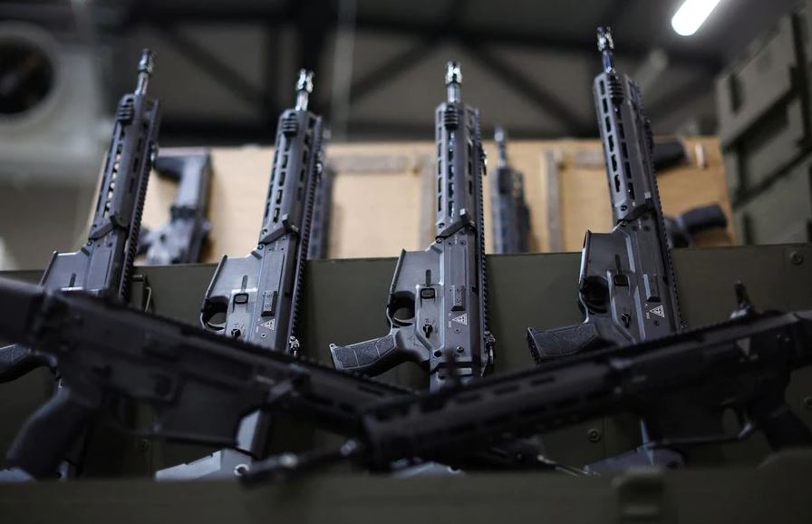 Πόλεμος στην Ουκρανία: Η μεγάλη άνθιση της βιομηχανίας όπλων