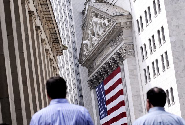 Wall Street: Νευρικές πιέσεις δέχεται η αμερικανική αγορά