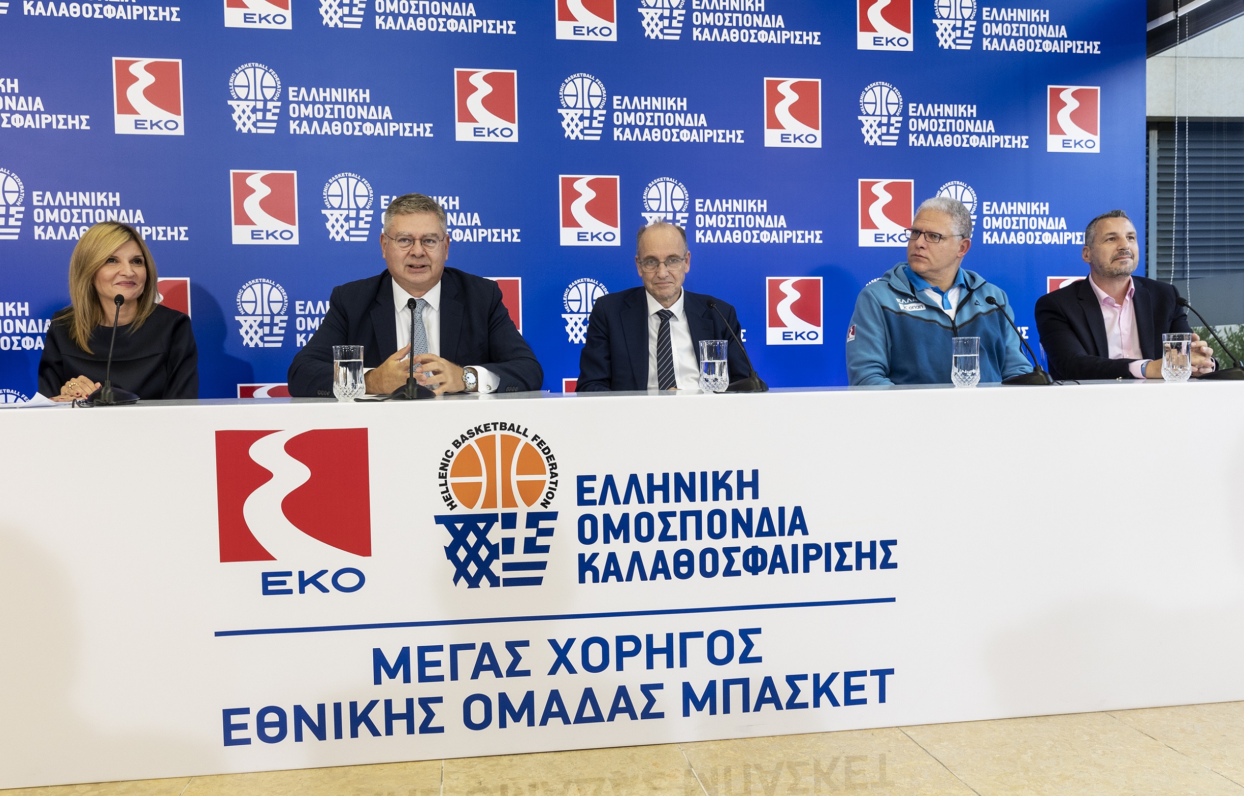 ΕΚΟ: Ανανέωσε τη συνεργασία της με την ΕΟΚ ως Μέγας Χορηγός των Εθνικών Ομάδων Μπάσκετ