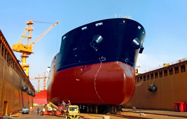 Nαυτιλία: Στα 840 τα πλοία με καύσιμο LNG