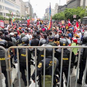 Περού: Στη δίνη πολιτικής κρίσης η χώρα – Να διαλύσει το Κογκρέσο ήθελε ο πρόεδρος Καστίγιο, καθαιρέθηκε μετά από ψηφοφορία