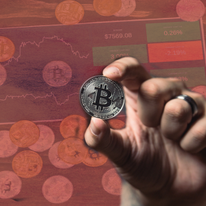 Κρυπτονομίσματα: Το bitcoin σημείωσε το μεγαλύτερο μηνιαίο άλμα από το 2020