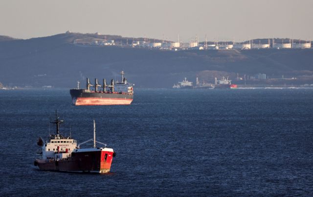 Τουρκία: Είκοσι δεξαμενόπλοια κάνουν ουρά για να διαπλεύσουν το Στενό του Βοσπόρου