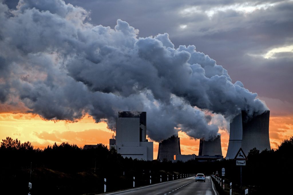 ΕΕ: «Στον αέρα» η μείωση κατά 55% των εκπομπών ρύπων έως το 2030