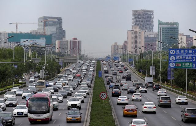 Κίνα: Αύξηση 9,8% στις πωλήσεις οχημάτων το α΄ εξάμηνο του 2023
