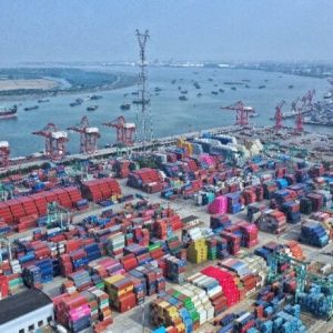 Παγκόσμιο εμπόριο: Δυναμική ανάκαμψη φέτος – Οι προκλήσεις