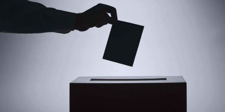 Ψήφος Απόδημων: Στο «κυνήγι» των αποδήμων – Η διαδικασία εγγραφής στους ειδικούς καταλόγους