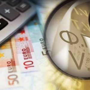 Προϋπολογισμός: «Παράθυρο» για νέα παράταση στον μειωμένο ΦΠΑ