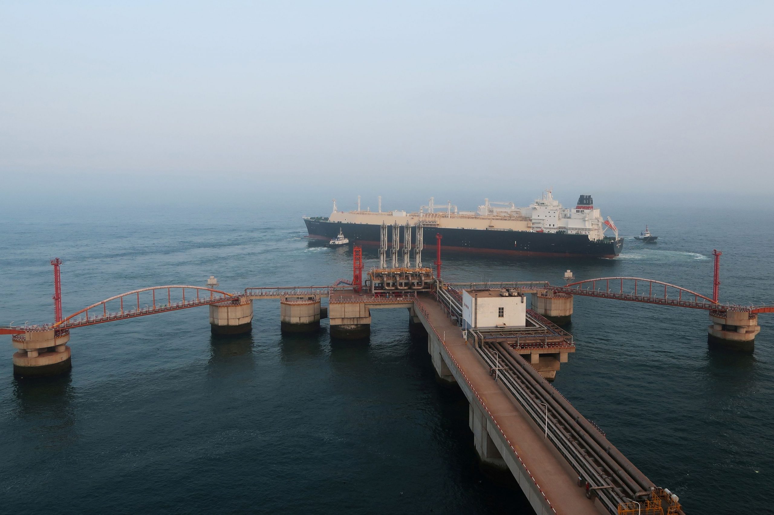 Ρωσία: Αυξάνει τα έσοδά της από παγκόσμιες εξαγωγές LNG με τη βοήθεια της Ευρώπης