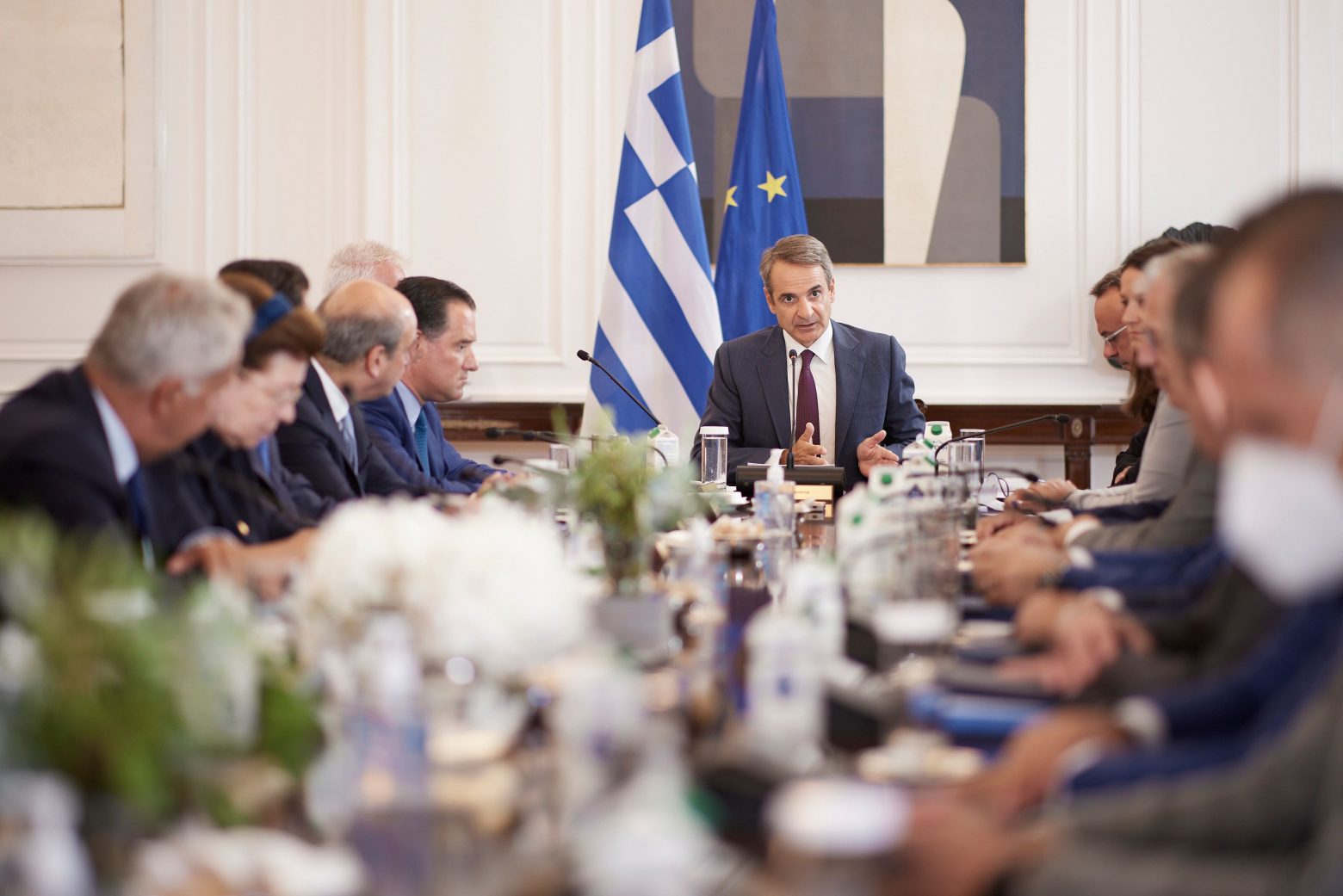 New blue dossiers for Greek ministries with 19 action plans