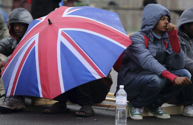 Βρετανία: «Στα πρόθυρα φτώχειας και αστεγίας 1 εκατομμύριο άνθρωποι»