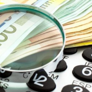 Ελεύθεροι επαγγελματίες: Σε διπλή φάκα με το νέο φορολογικό