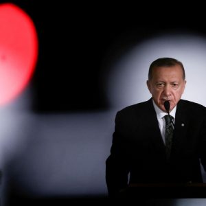 Τουρκία: Οι προεκλογικές παροχές Ερντογάν και οι κίνδυνοι για την οικονομία