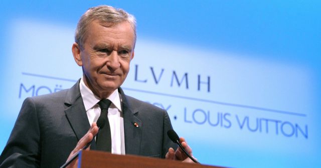 LVMH: Ποιος θα πάρει το δαχτυλίδι της διαδοχής από τον Μπερνάρ Αρνό