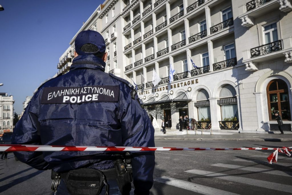 Θεοφάνεια: Νέες κυκλοφοριακές ρυθμίσεις σε Αθήνα και Πειραιά