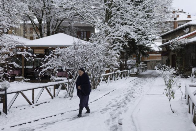 Χιόνι: Πότε θα το «στρώσει» σε χαμηλά υψόμετρα – Καταιγίδες και πτώση της θερμοκρασίας σήμερα