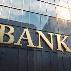 Τράπεζες: Επιπτώσεις στην κερδοφορία δια χειρός ΕΚΤ