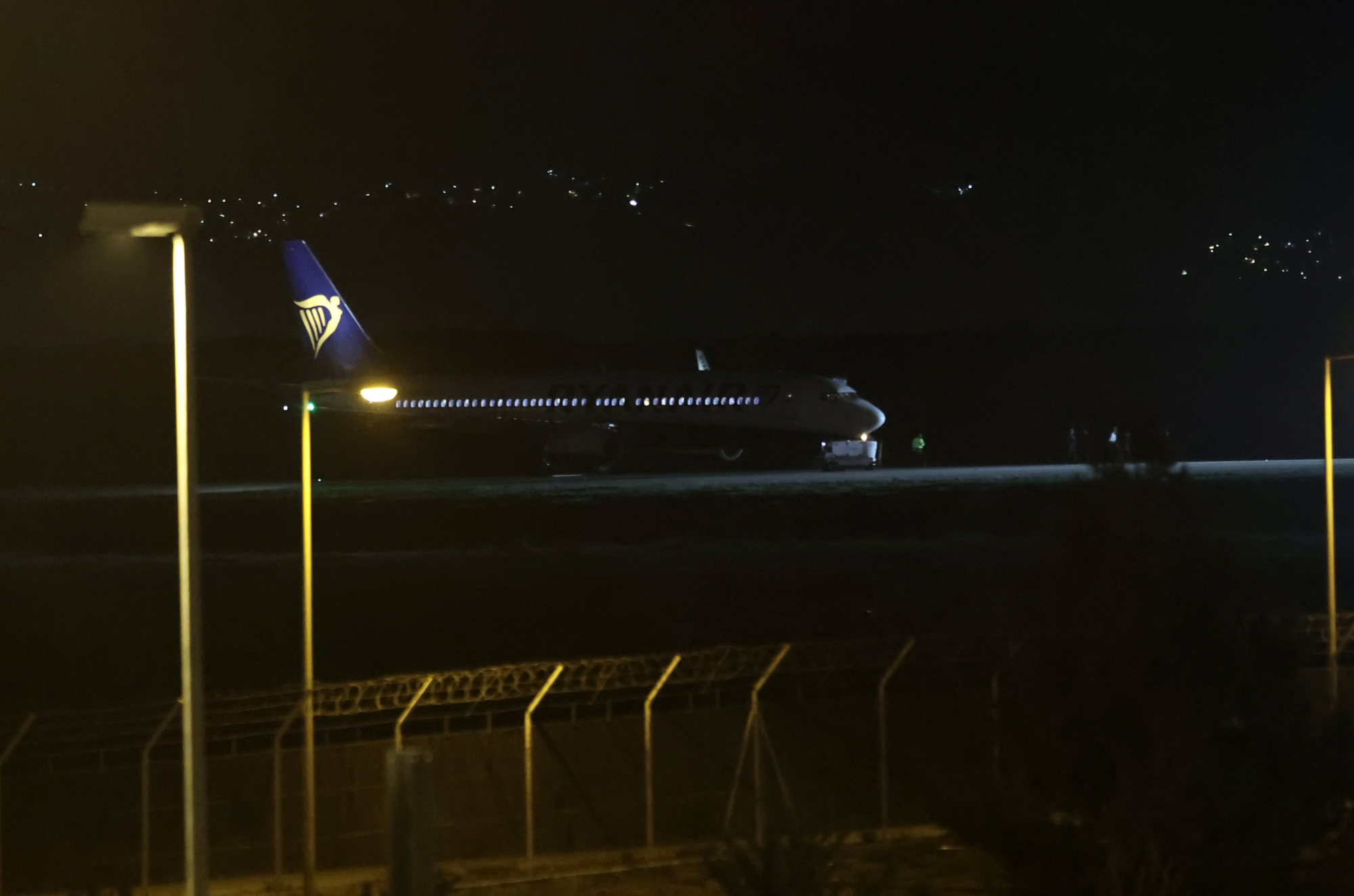 «Ελ. Βενιζέλος»: Φάρσα η ειδοποίηση για βόμβα στο Boeing της Ryanair