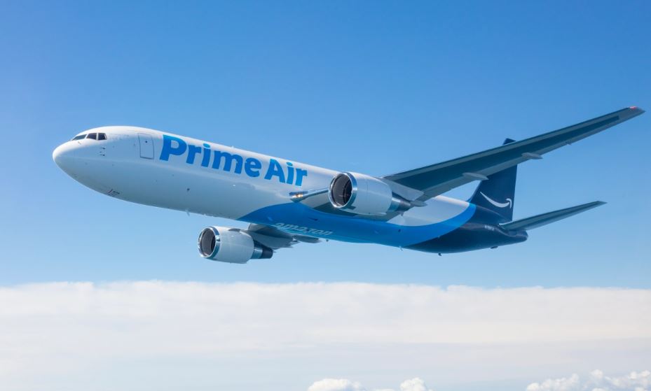 Amazon: Εγκαινιάζει αεροπορική υπηρεσία μεταφοράς εμπορευμάτων στην Ινδία