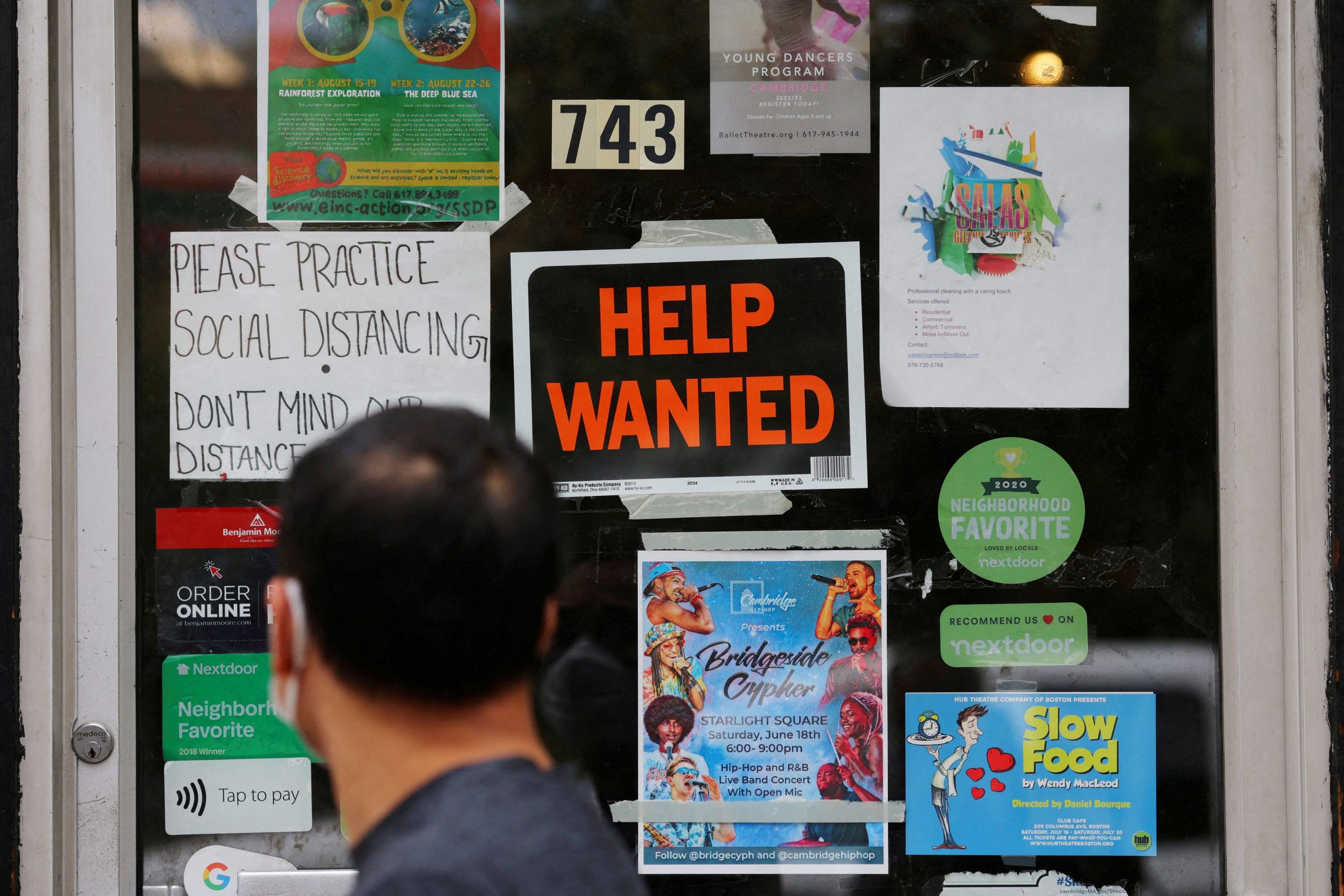 ΗΠΑ: Μειώθηκαν οι αιτήσεις για επιδόματα ανεργίας