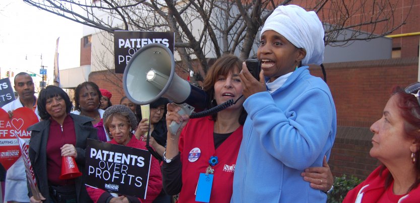Νέα Υόρκη: Χιλιάδες νοσηλευτές απεργούν τη Δευτέρα για μισθούς και συμβάσεις