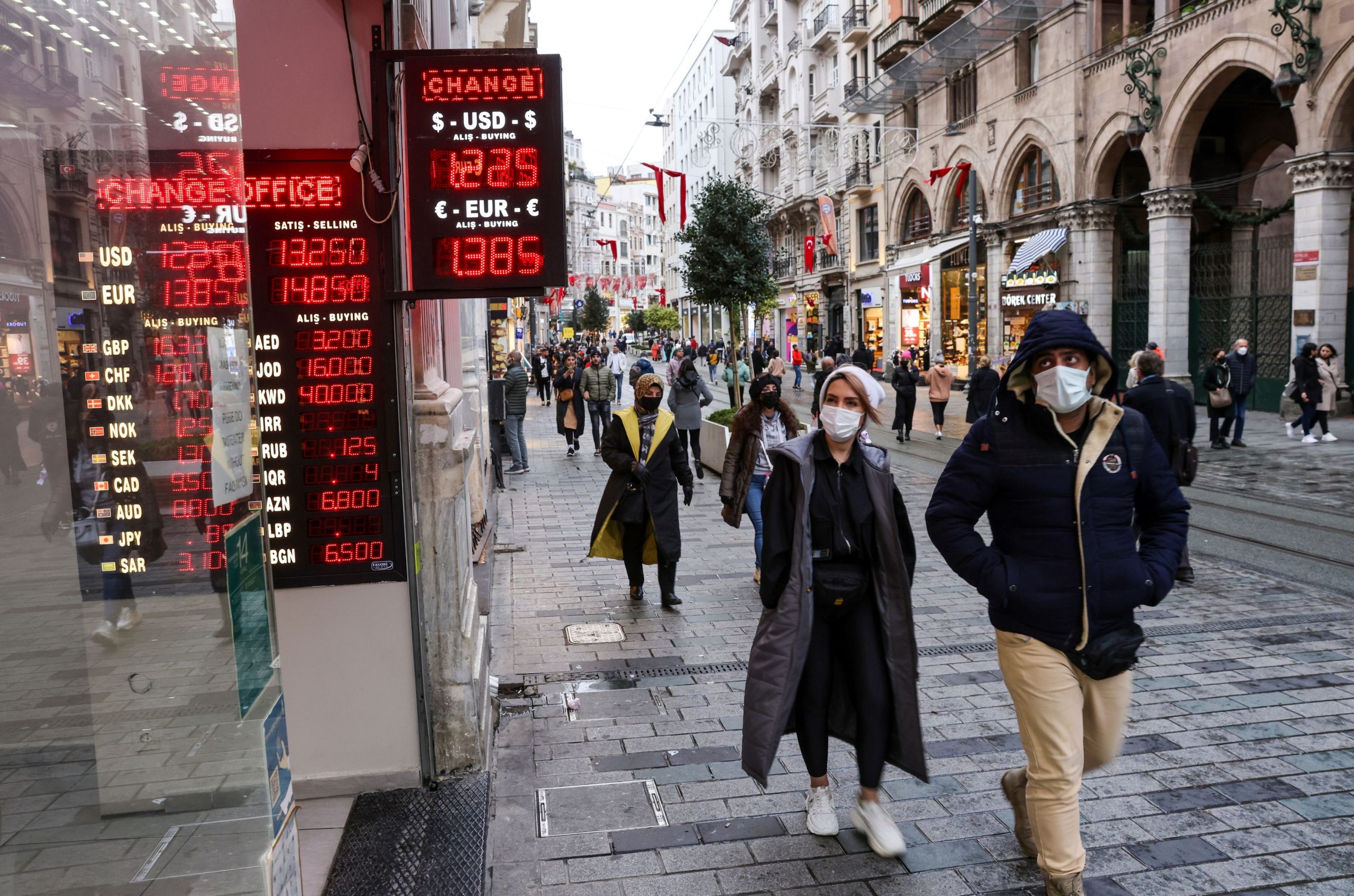 Τουρκία: Αύξηση κατά 25% σε μισθούς και συντάξεις στον δημόσιο τομέα εξήγγειλε ο Ερντογάν