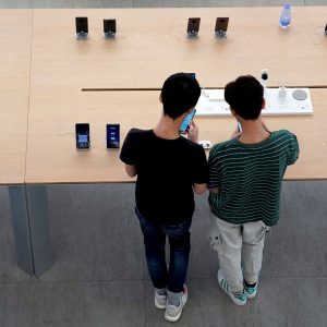 Κίνα: Αρνητικό ρεκόρ δεκαετίας στις πωλήσεις smartphone το 2022