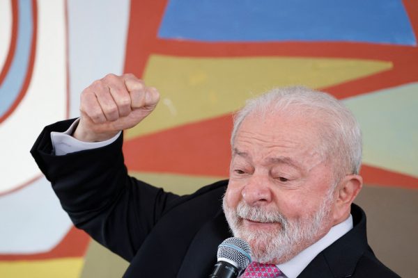 Λούλα: «Απαράδεκτος εκβιασμός» η επιβολή δασμών 50% από τον Τραμπ