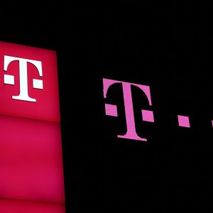 ΟΤΕ: Η Deutsche Telecom αυξάνει το ποσοστό της σε 54,62%