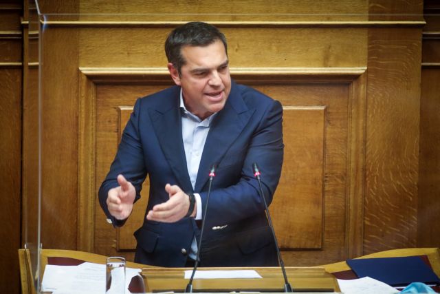 Τσίπρας σε Ντογιάκο για υποκλοπές: Παραιτούμαι της ασυλίας μου, έλα να με συλλάβεις