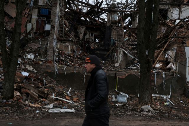 Ουκρανία: Συνεχίστηκαν οι βομβαρδισμοί στο Μπαχμούτ παρά τη «μονομερή εκεχειρία»