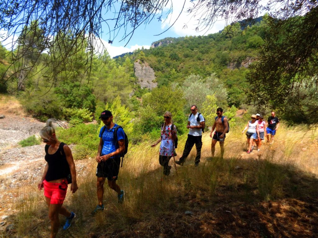 Υγεία: «Φάρμακο» η επαφή με τη φύση – Τι έδειξε έρευνα