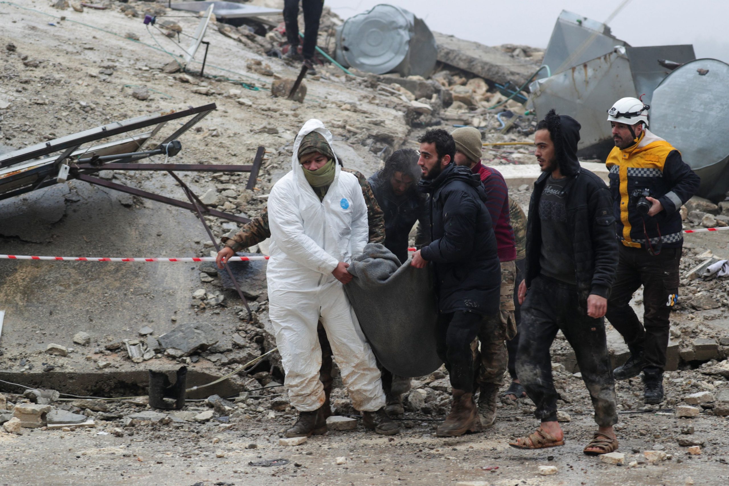 Σεισμός: Νέα δόνηση 7,7 Ρίχτερ συγκλόνισε την Τουρκία – Κατέρρευσαν κτίρια [video]