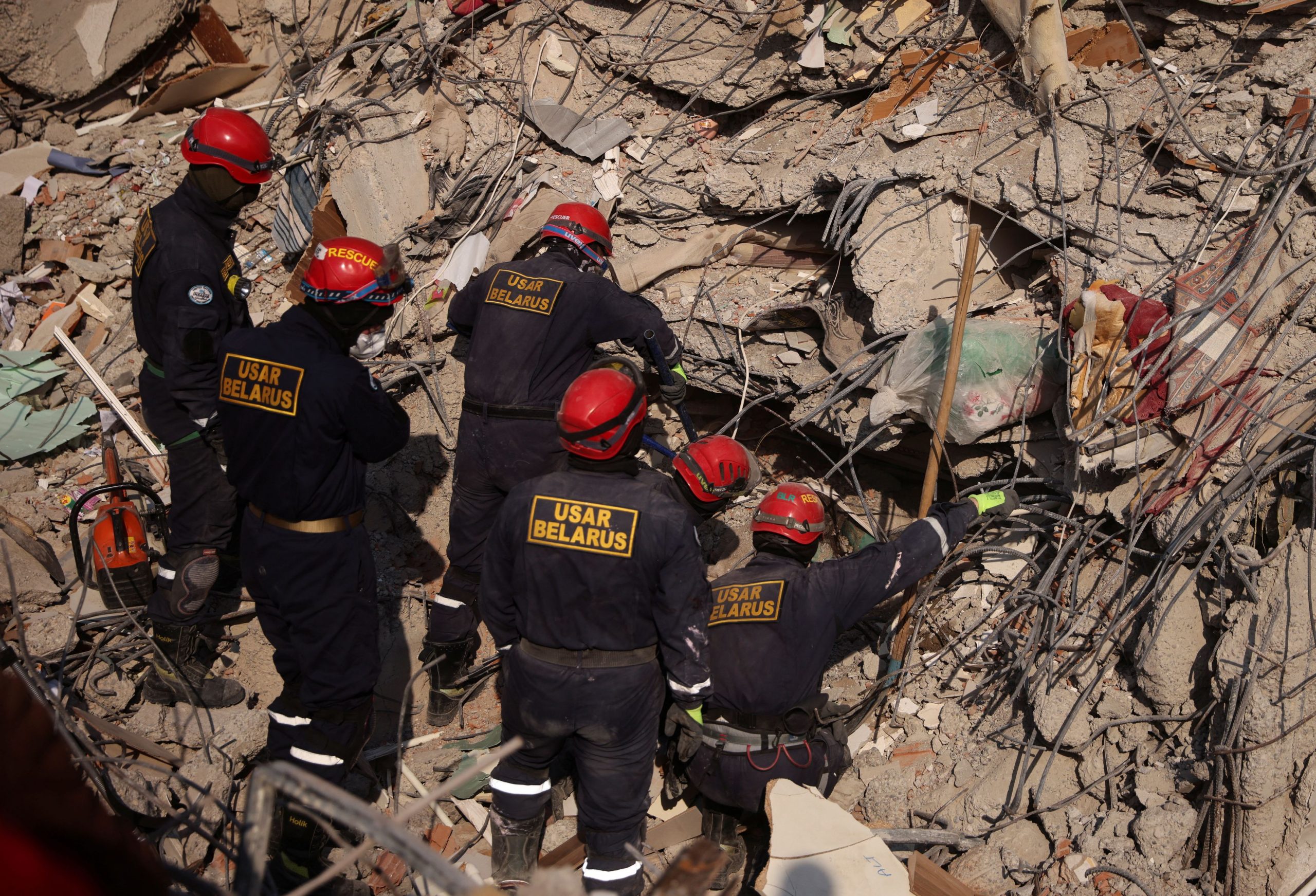 Σεισμός στην Τουρκία: Διέσωσαν δίχρονο παιδάκι από τα ερείπια μετά από 122 ώρες