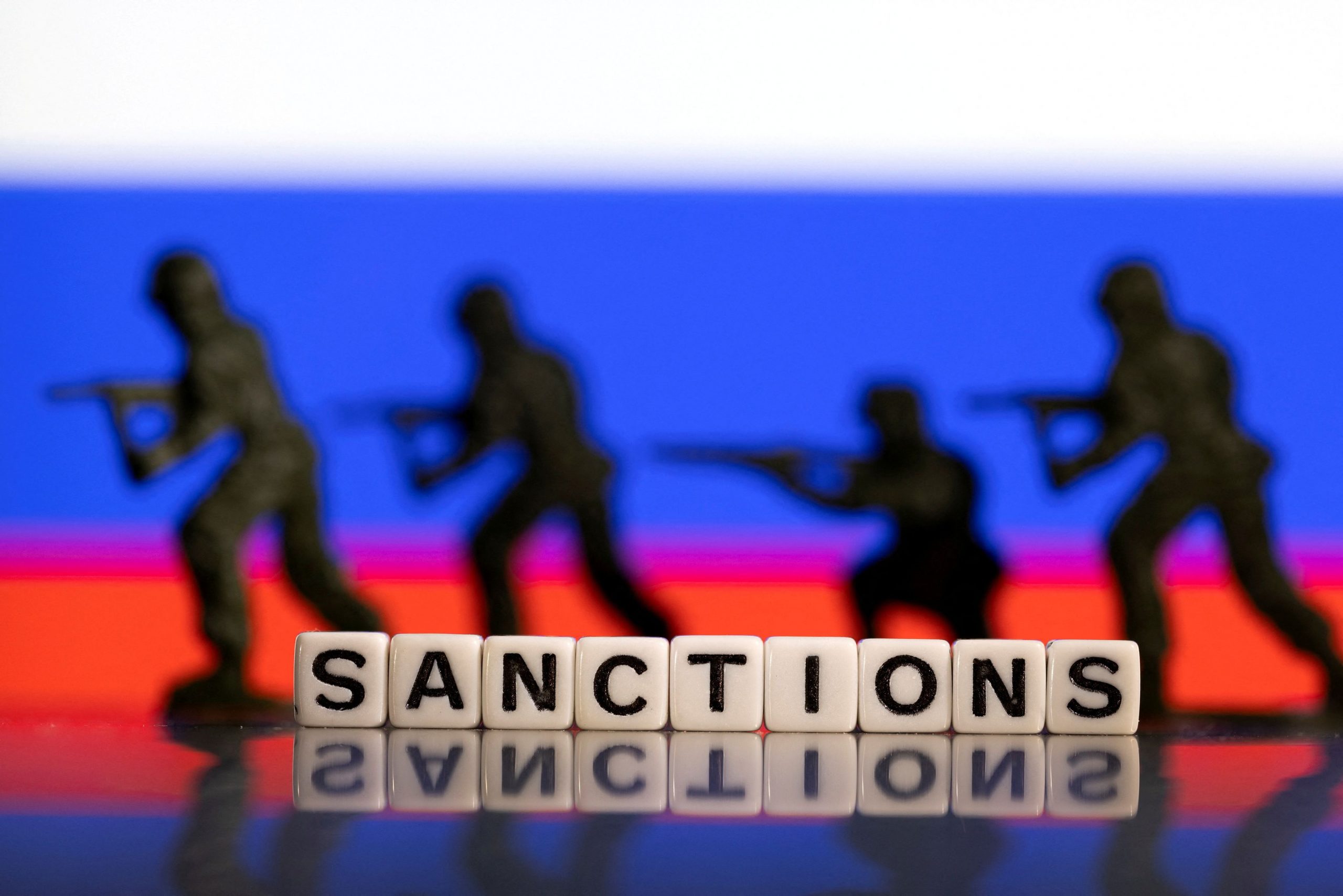 Πόλεμος στην Ουκρανία: Σημαντική πίεση στη ρωσική οικονομία, λένε οι ΗΠΑ